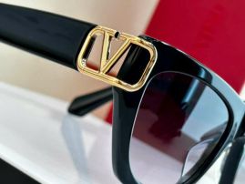 Picture of Valentino Sunglasses _SKUfw49838669fw